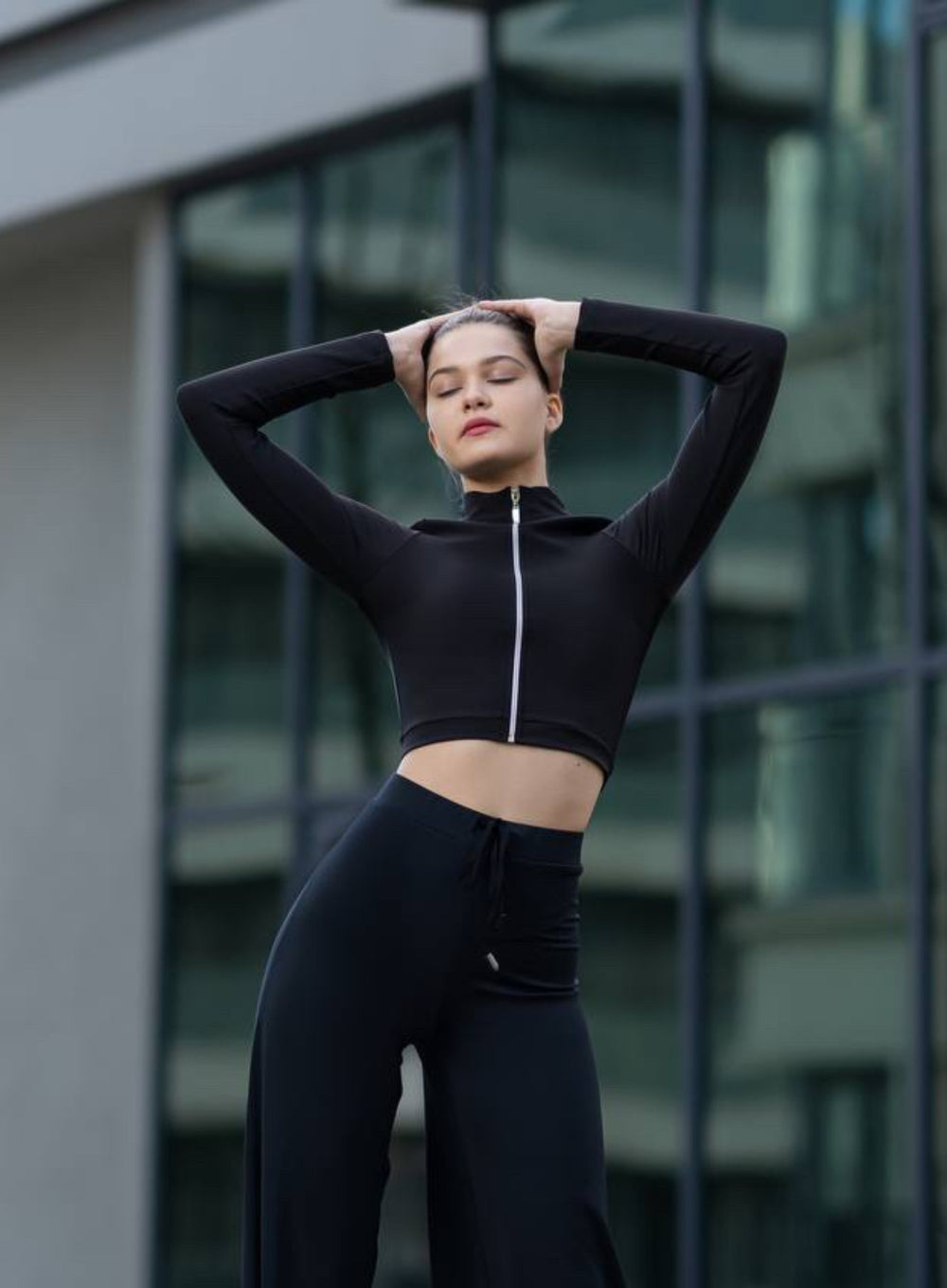 GERD - LONG SLEEVES ZIP UP - BLACK - VECTOR SPORTSWEAR