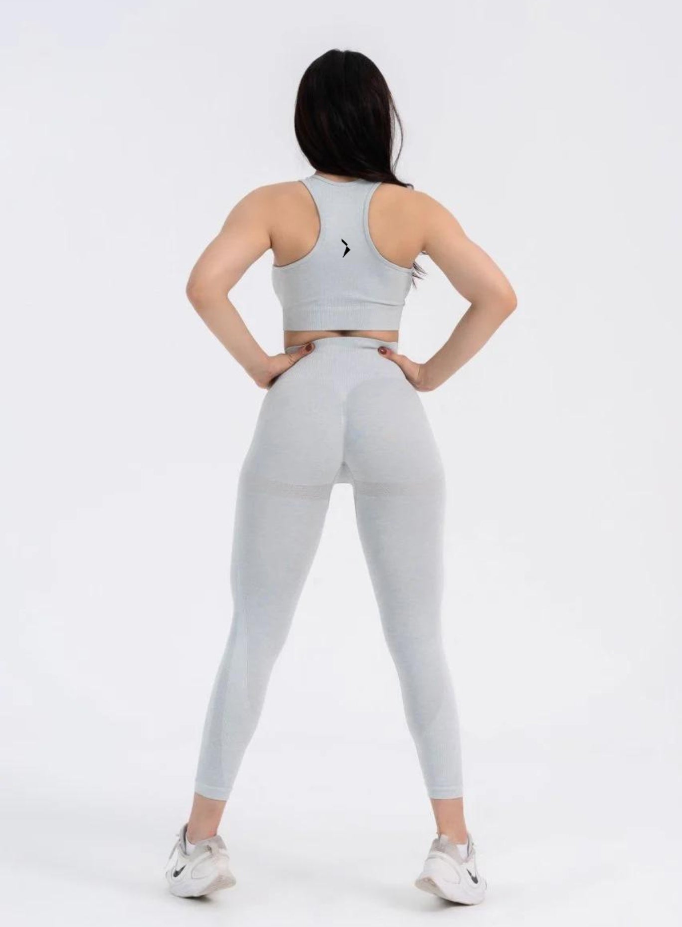 HERA - HYDRAFIT SEAMLESS PUSH UP LEGGING + BRA - FULL SET - LIGHT GREY