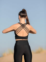 HESTIA - CROSS STRING أسود - صدرية رياضية